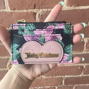 Wristlet (juicy couture)